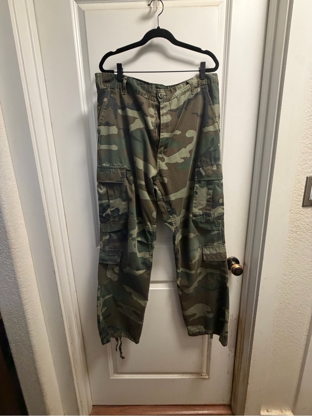 Men's Camo Cargo Pants - Green Woodland